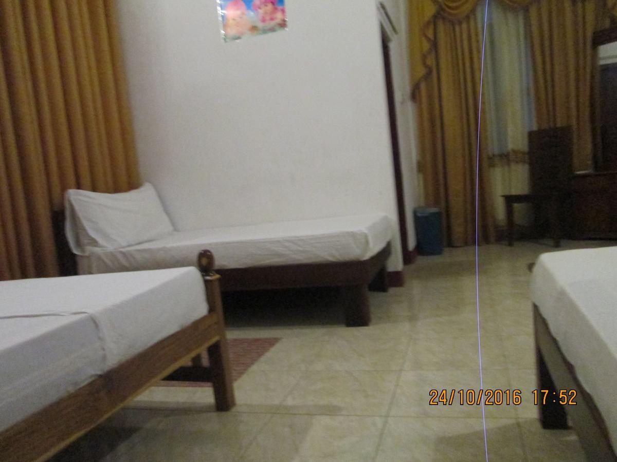Hotel Blue Whale Jaffna Bagian luar foto