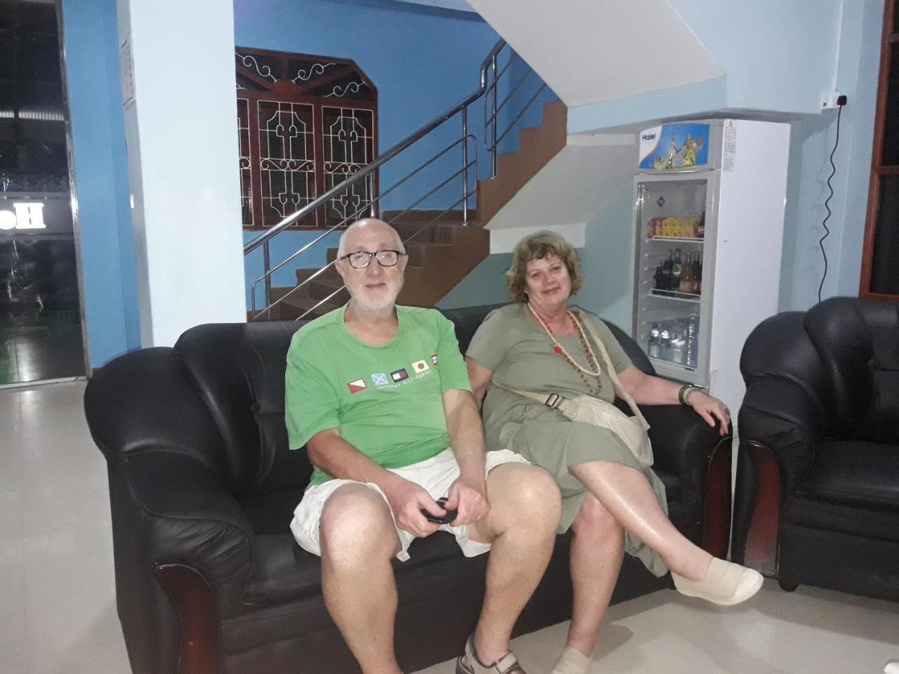 Hotel Blue Whale Jaffna Bagian luar foto