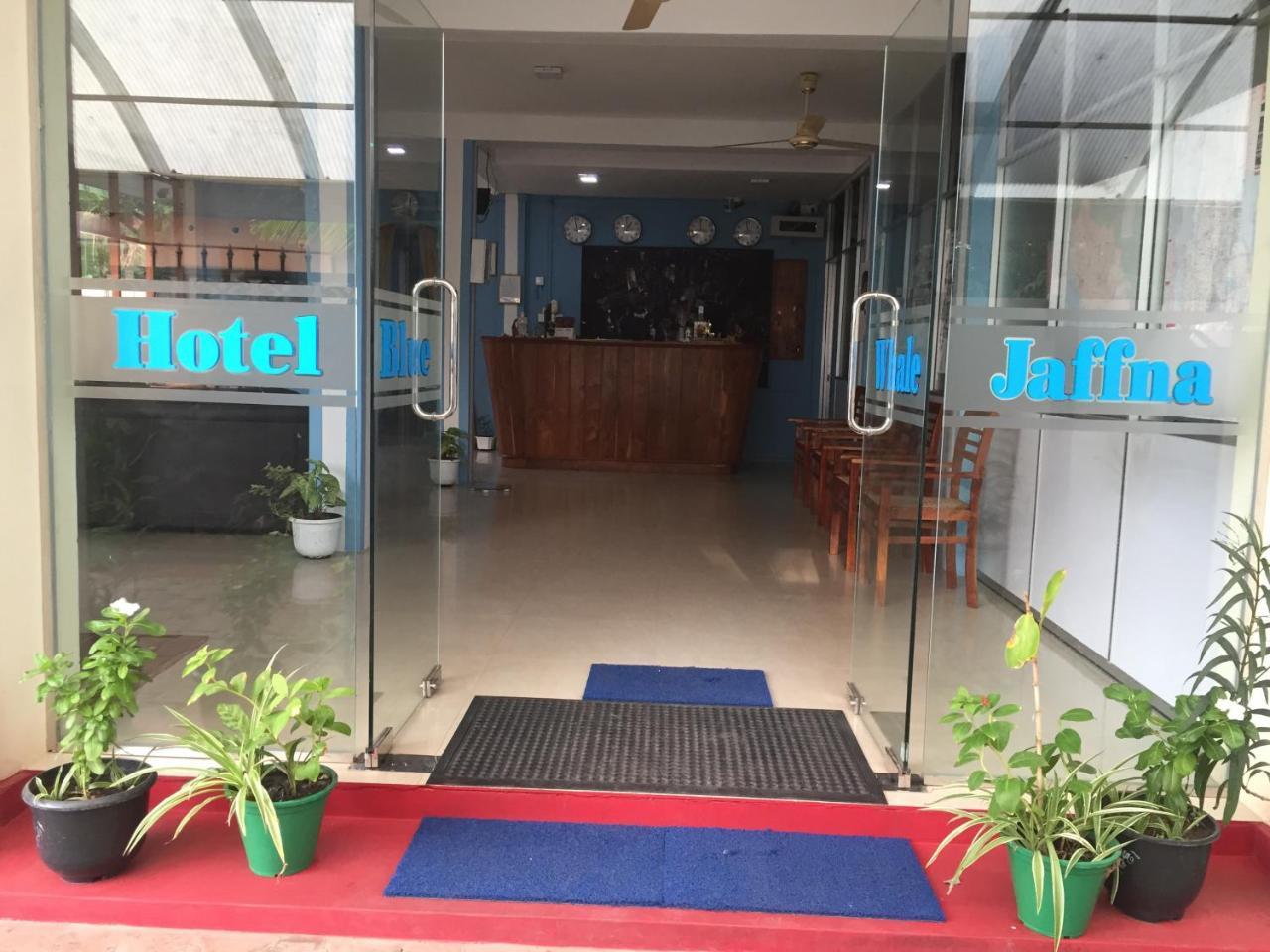 Hotel Blue Whale Jaffna Bagian luar foto