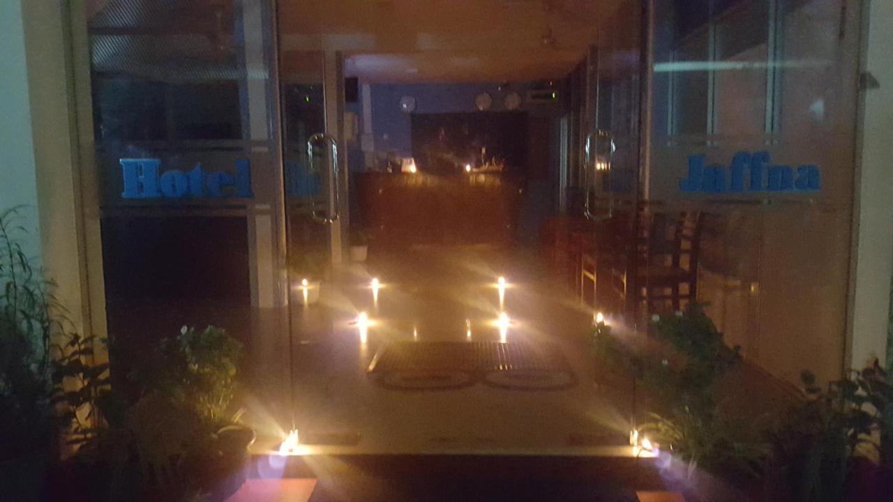 Hotel Blue Whale Jaffna Bagian luar foto